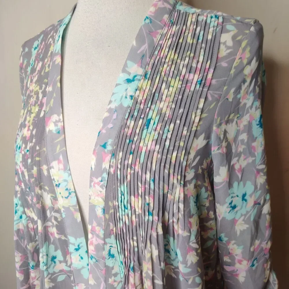 LC‎ Lauren Conrad Open Front Floral Blouse